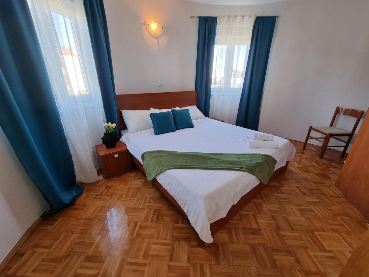 The Florens Residence Near The Beach With The Pool, Bbq And Kids Playground, Zadar Diklo Εξωτερικό φωτογραφία