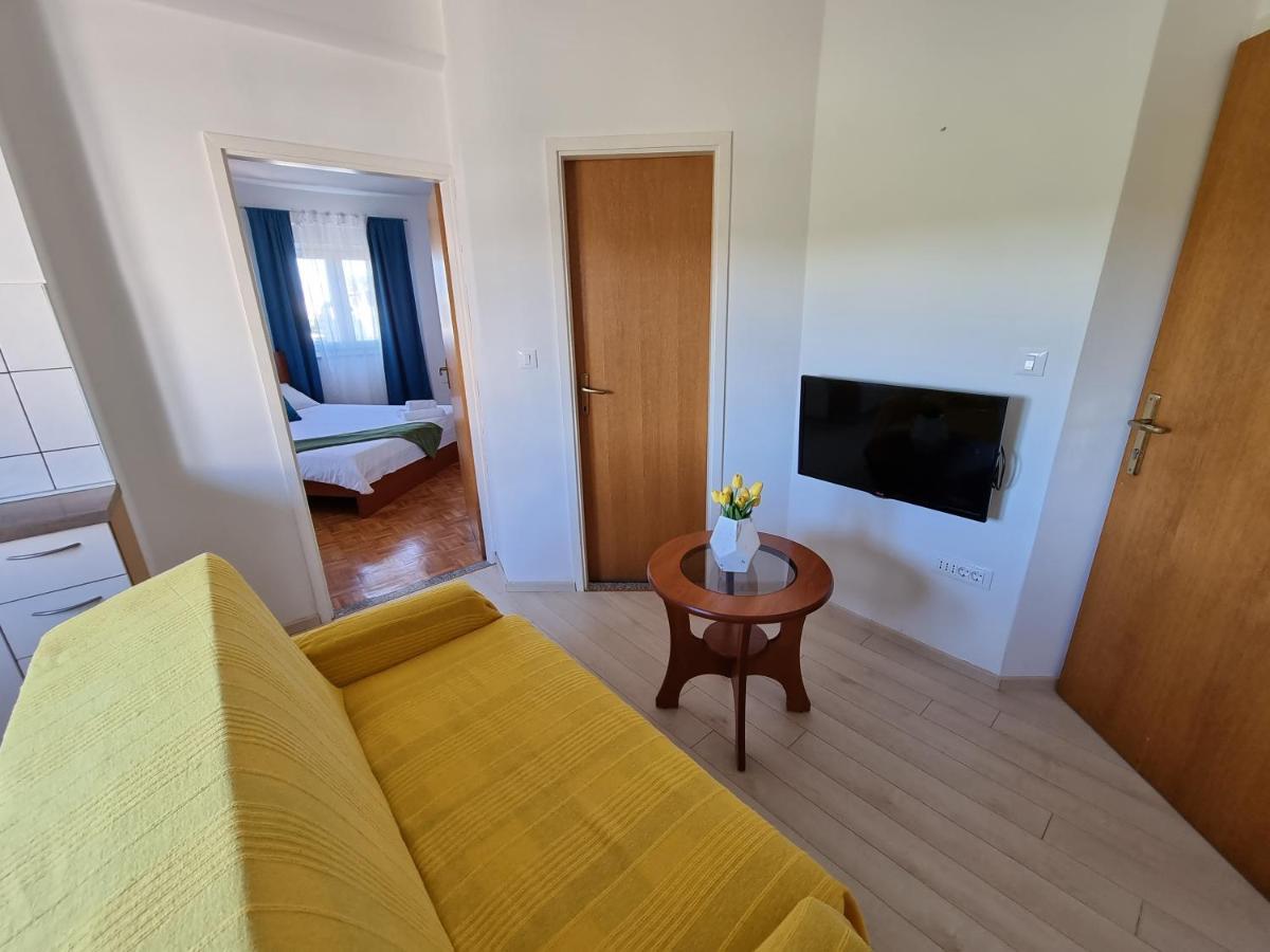 The Florens Residence Near The Beach With The Pool, Bbq And Kids Playground, Zadar Diklo Εξωτερικό φωτογραφία